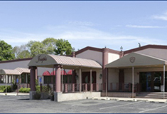 Densen and Mayor of Island Associates sell <br>8,000 s/f restaurant for $3.2 million